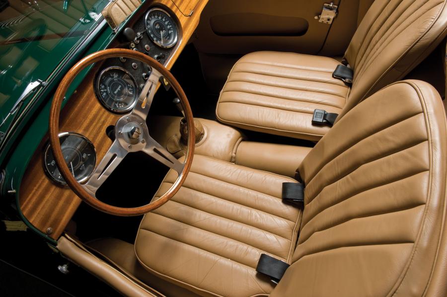  Morgan Plus 4 Roadster 1964 года  (фото 5 из 6)